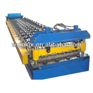 Colored roof panel roll forming machine